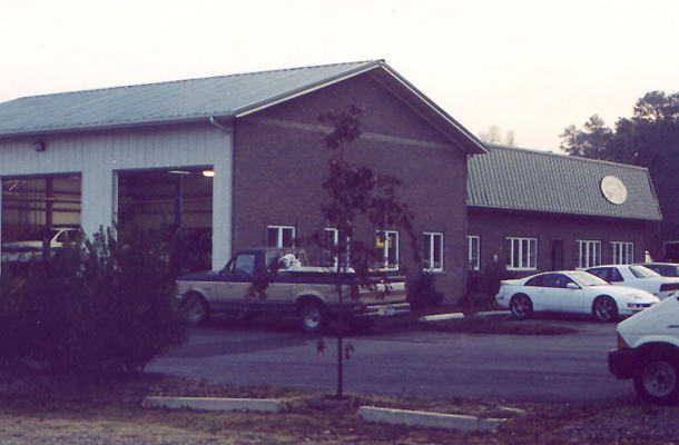 Smithfield, VA, Dave's Service Center, M.G. Smith Building Co. Inc., Lester Buildings