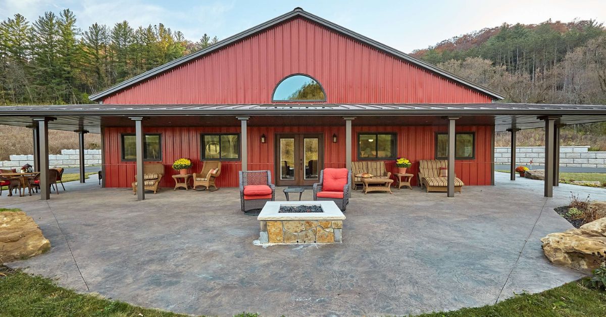 LesterBuildingSystemsLLC-417218-pole-building-guide-ImageB1.jpg Barndominium Homes for Beginners: A Complete Guide