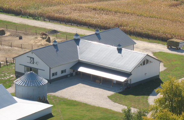 Geneseo, IL, horse stable, arena and living quarters, Bob Johnson Construction Inc., Lester Buildings