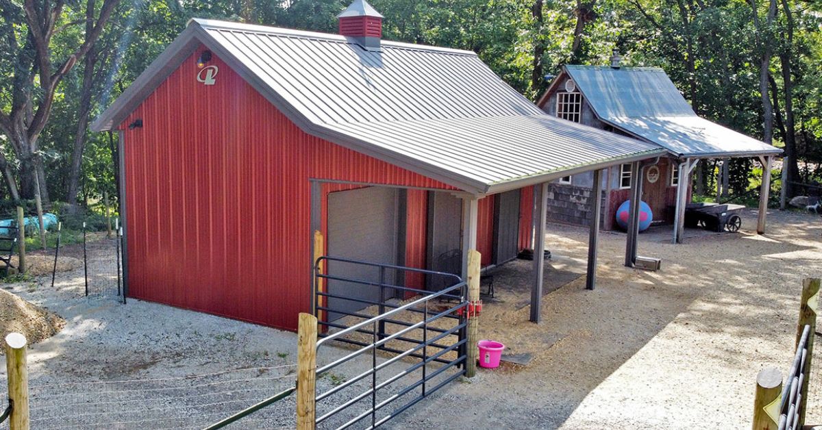 8 Considerations When Building a Homestead Barn