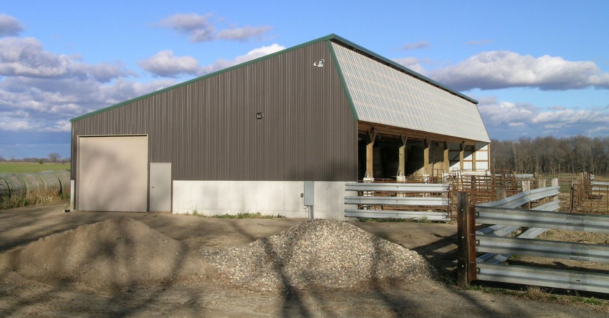 LesterBuildingSystemsLLC-411097-Your-Livestock-Buildings-blogbanner1-(2).jpg What To Know About Ventilating Your Livestock Buildings