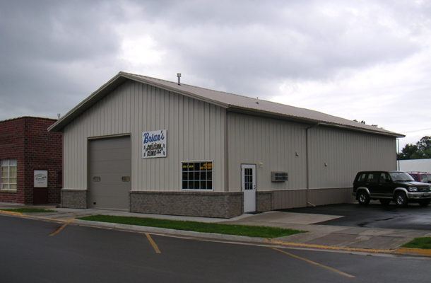 State Center IA, Vehicle Sales and Service, K-Van Construction Company Inc., Lester Buildings