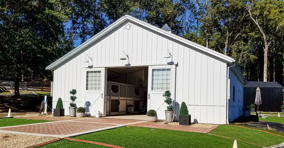 Key Features Every Post-Frame Horse Barn Needs